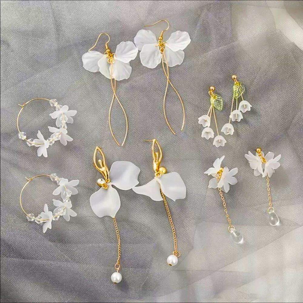 New 18k Gold Plated Dangle Earrings